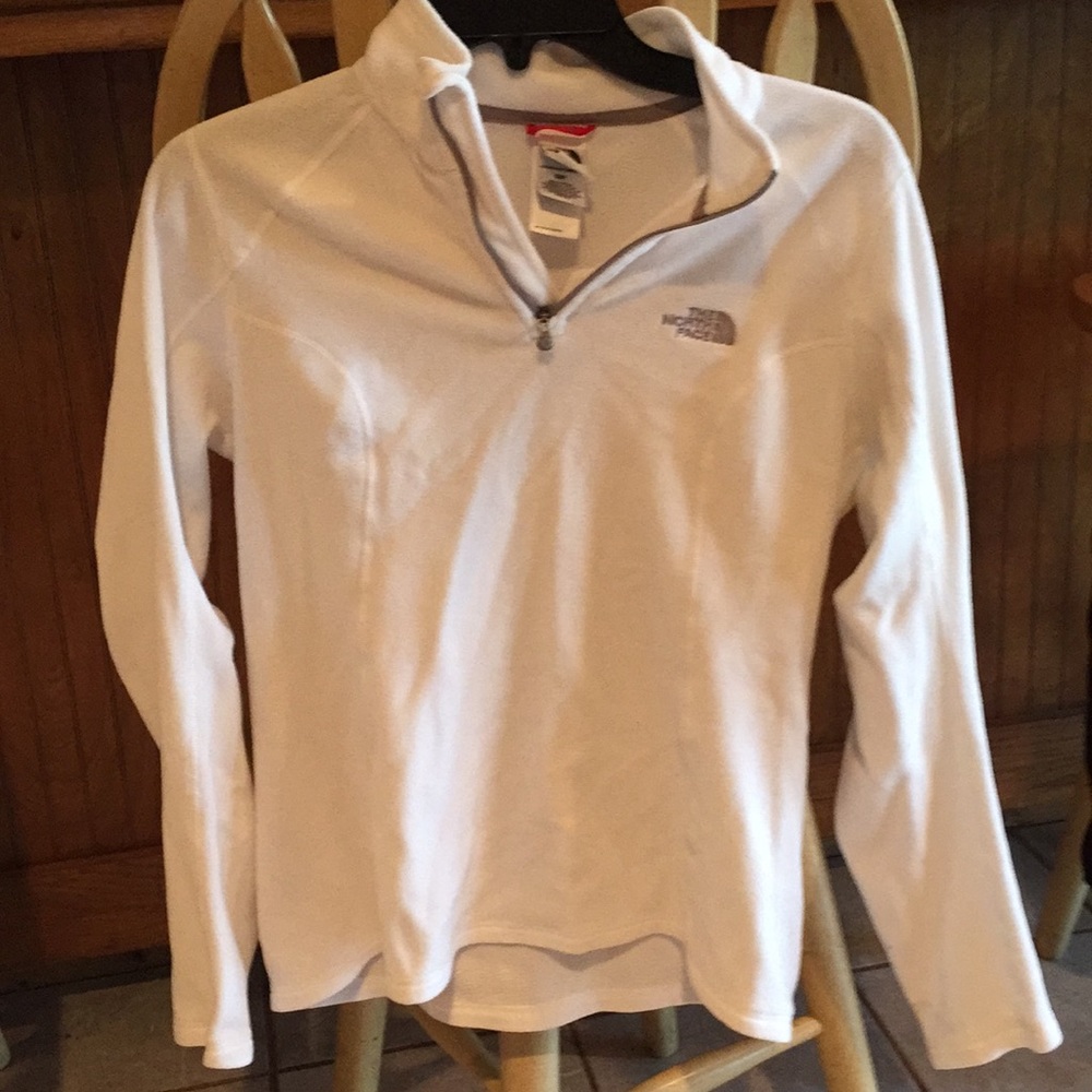 White fleece pullover